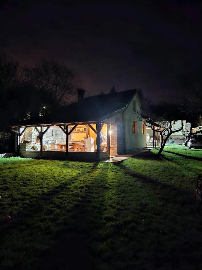 Fruska House Villa Besenovacki Prnjavor Buitenkant foto