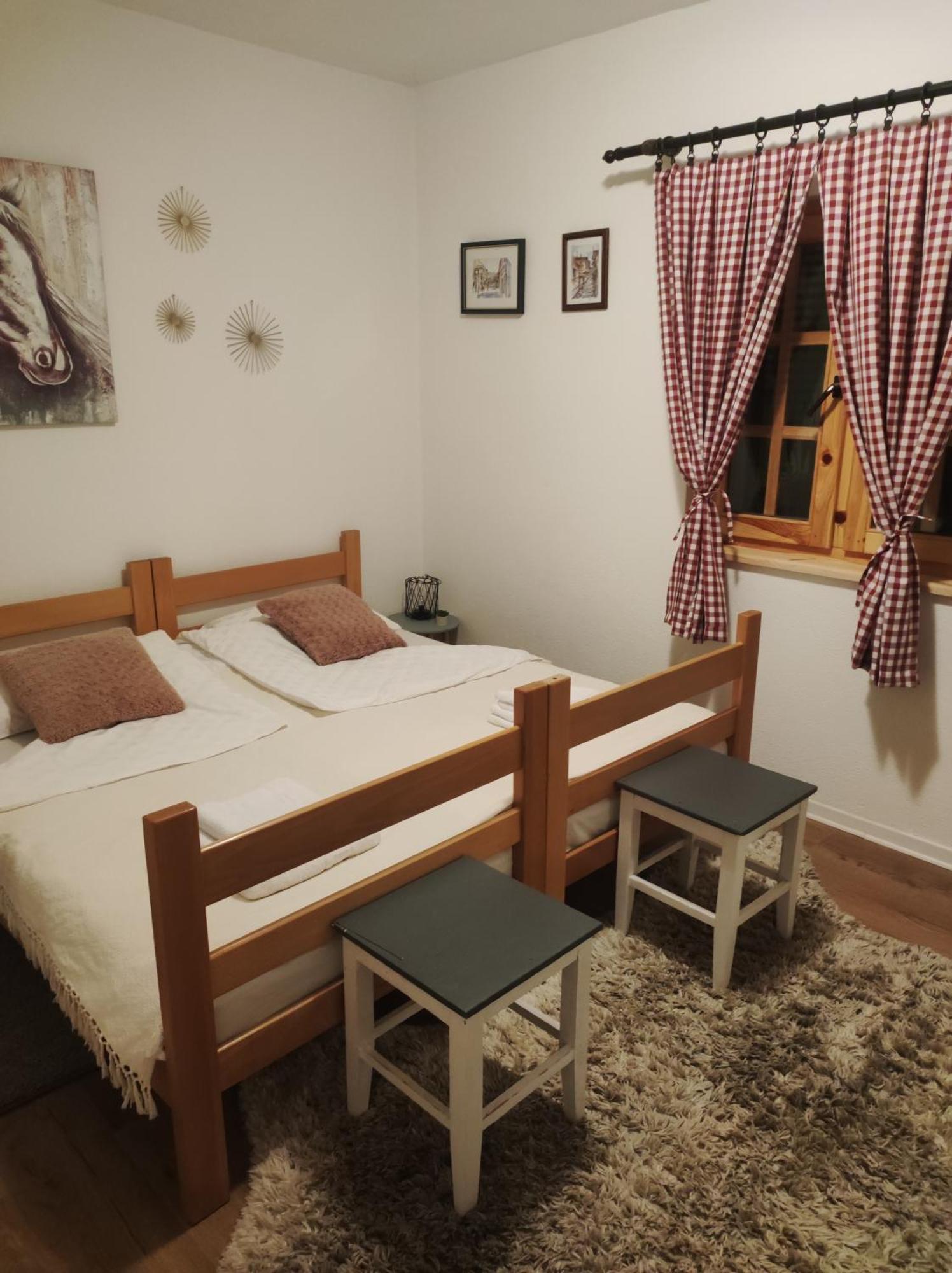 Fruska House Villa Besenovacki Prnjavor Buitenkant foto