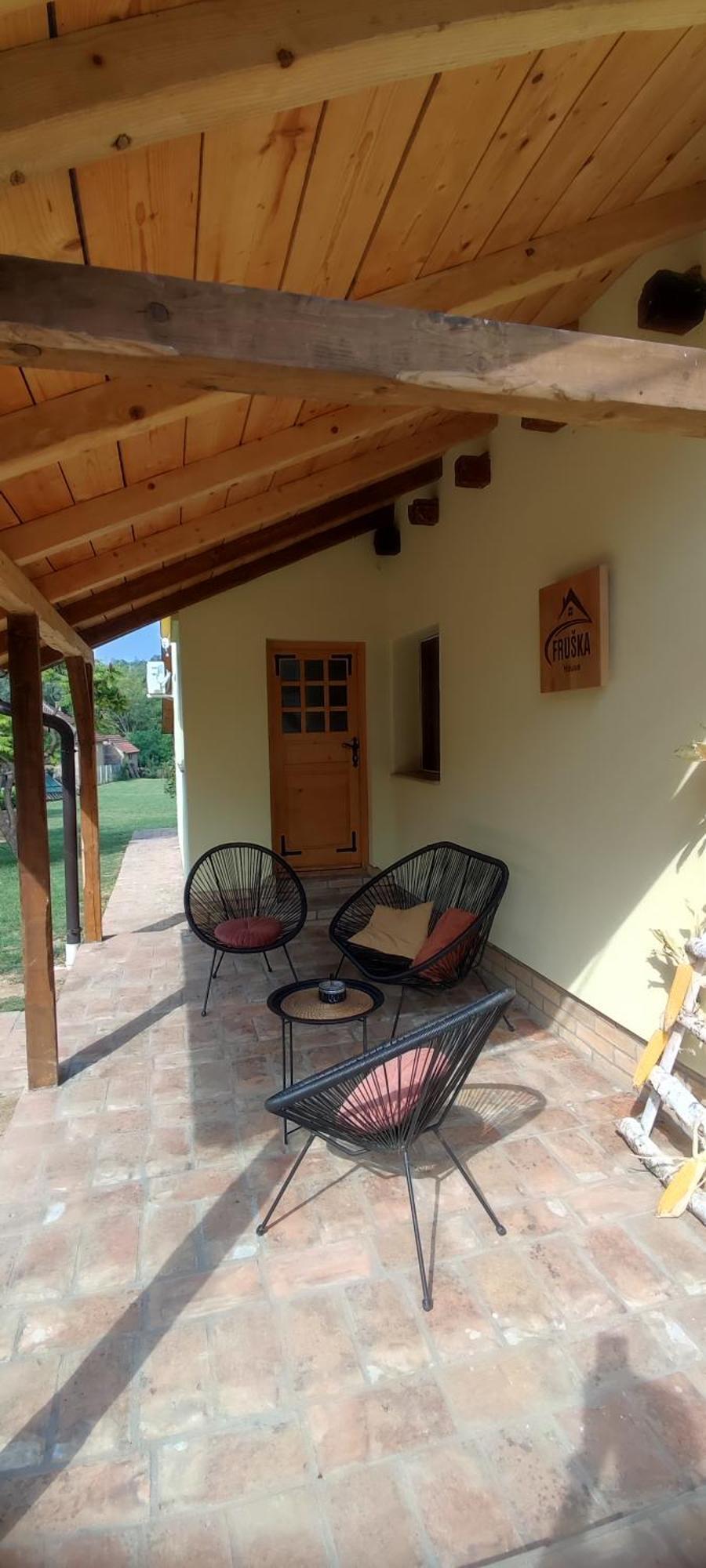 Fruska House Villa Besenovacki Prnjavor Buitenkant foto